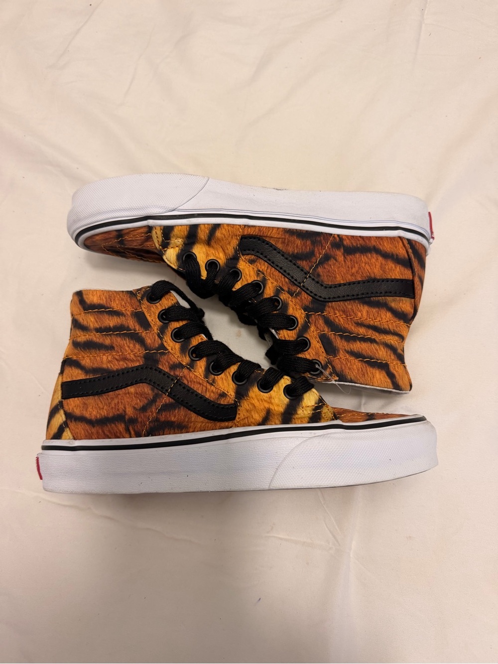 Vans  High-Top Tiger Print Sneakers in Orange and Black woman’s 6.5 men’s 5